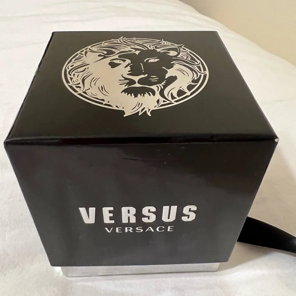 VERSUS VERSACE
VERSUS VERSACE MENS
LEXINGTON 44MM STRAP
FASHION WATCH - Picture 3 of 4